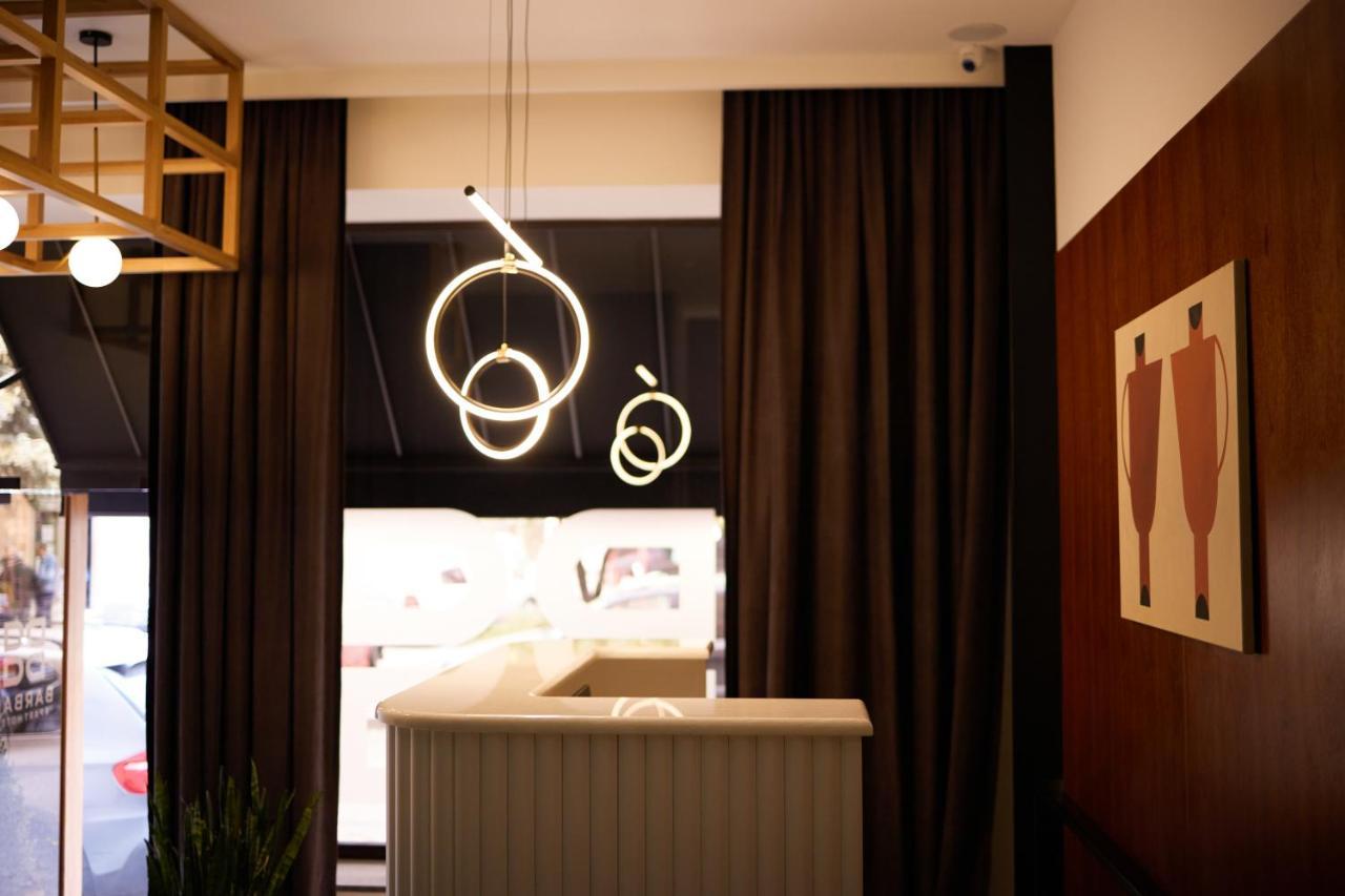 Barbar Apart Hotel Gjoemri Buitenkant foto