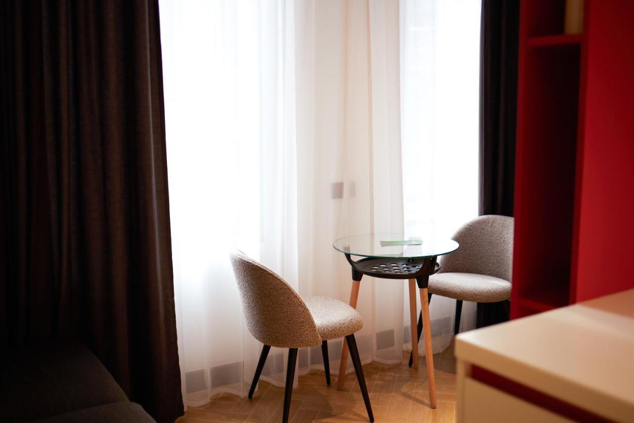Barbar Apart Hotel Gjoemri Buitenkant foto